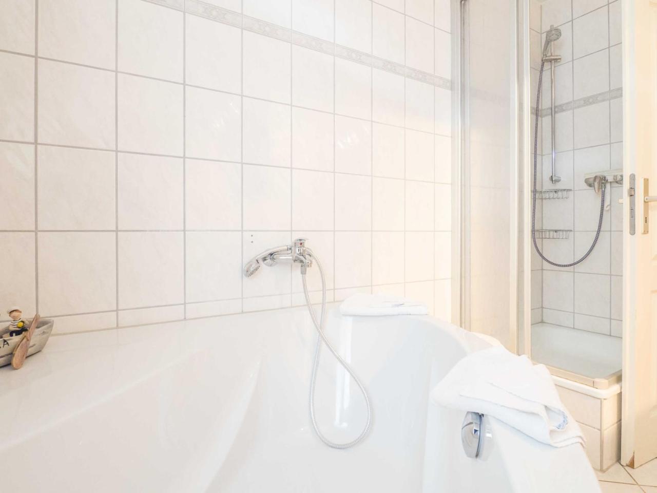 Ferienwohnung Naurulokki Baabe Eksteriør billede